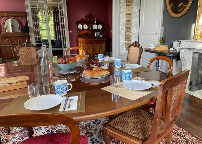 Chateau Des Cedres 3* Mouchamps